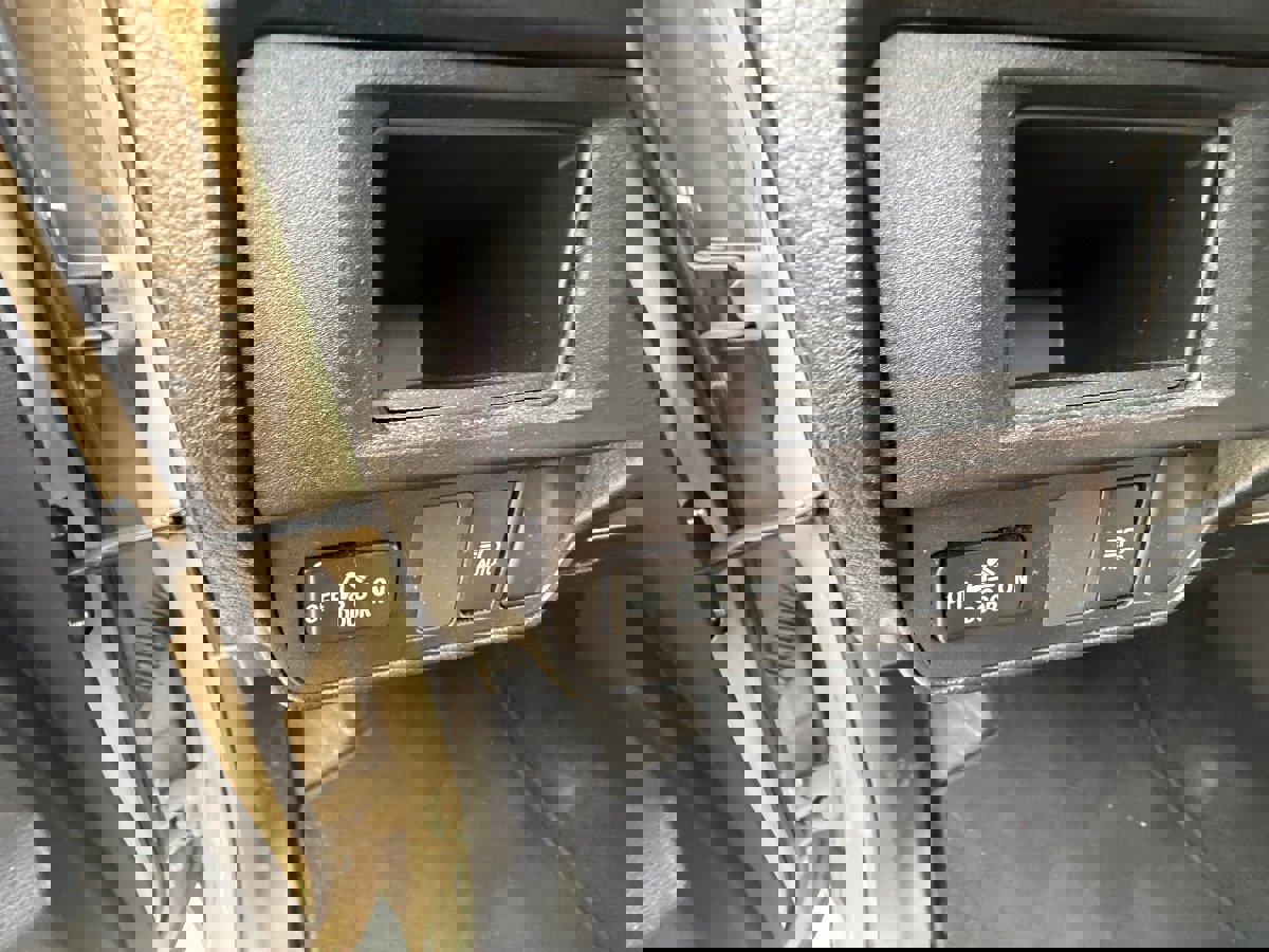 Used 2019 Toyota Tacoma SR5 RWD image 21