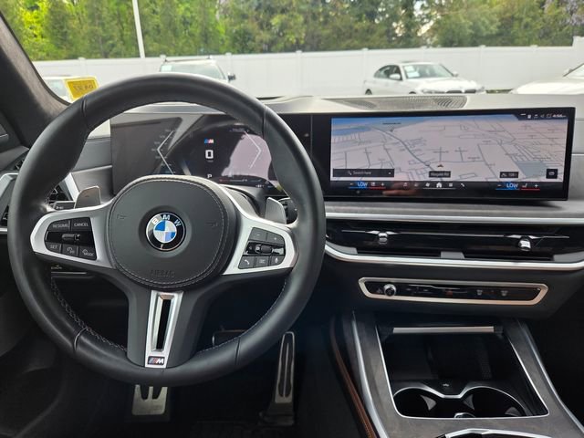 Certified 2024 BMW X7 M60i w/ M Sport Professional Package AWD/4WD image 13
