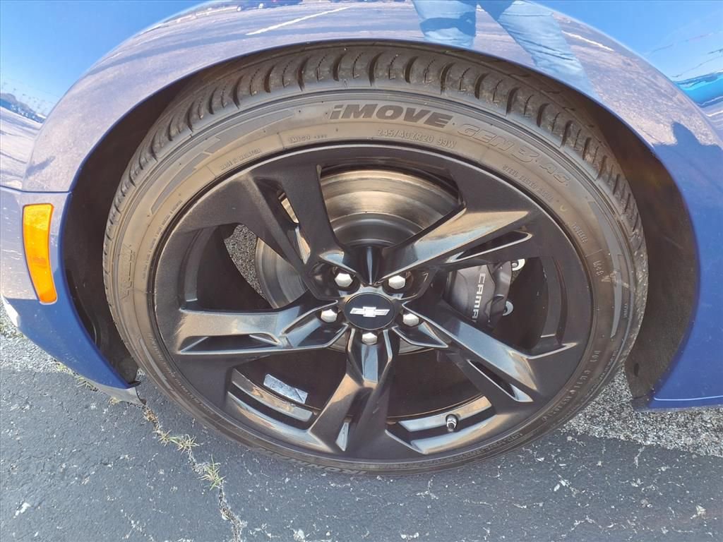 Used 2019 Chevrolet Camaro SS image 25