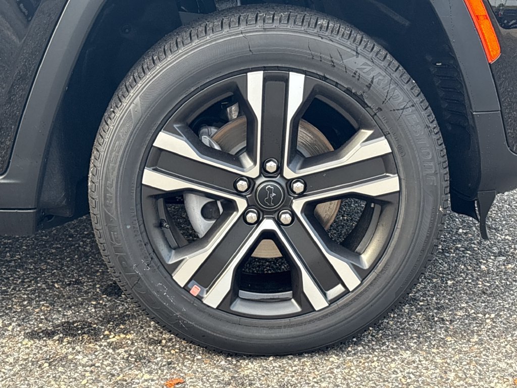 New 2027 Jeep Grand Cherokee Limited AWD/4WD image 25