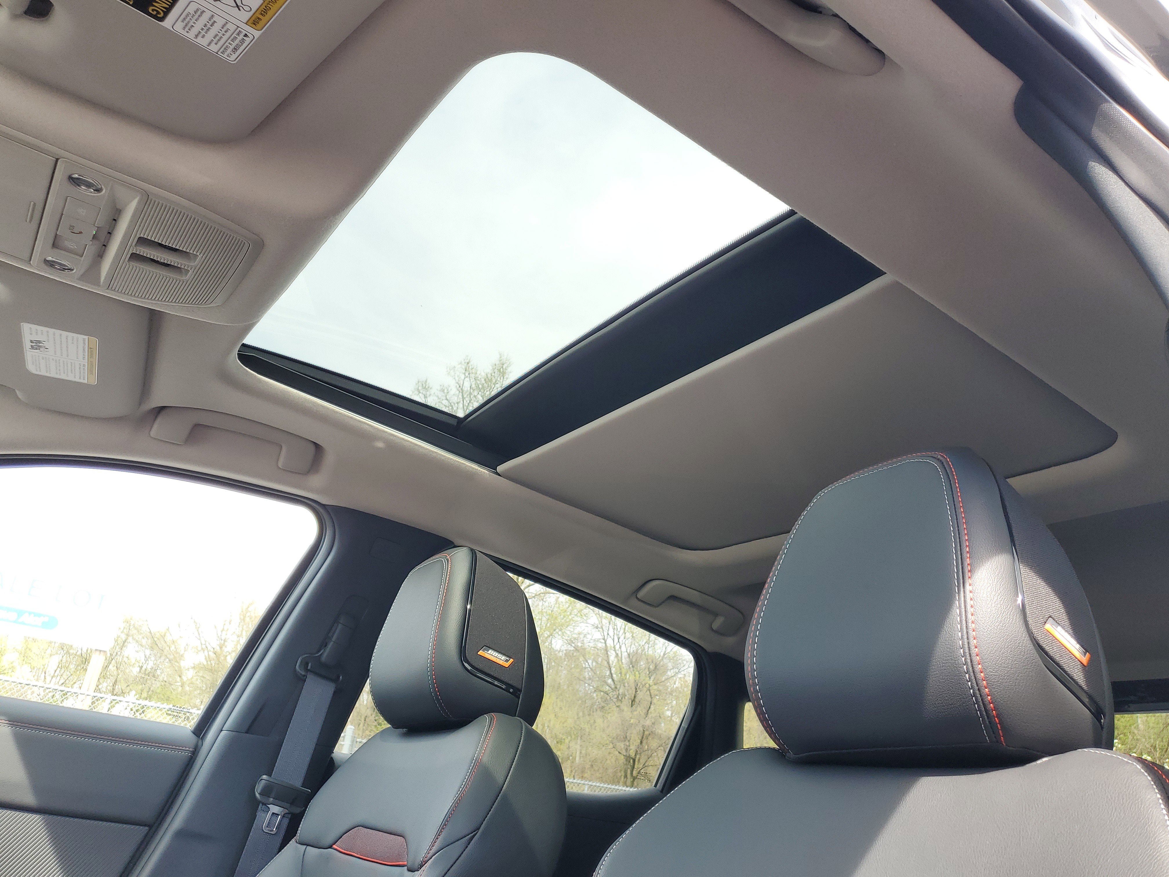 New 2026 Nissan Kicks SR w/ SR Premium Package AWD/4WD image 6
