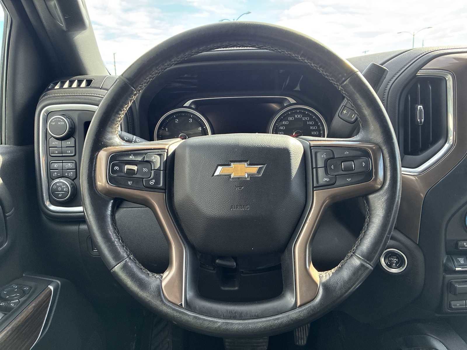 Used 2023 Chevrolet Silverado 2500 High Country w/ Z71 Off-Road Package AWD/4WD image 11