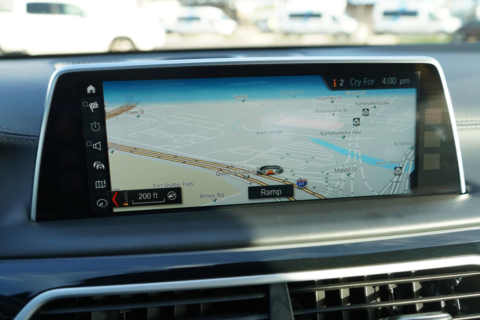 Used 2018 BMW 750i RWD image 12
