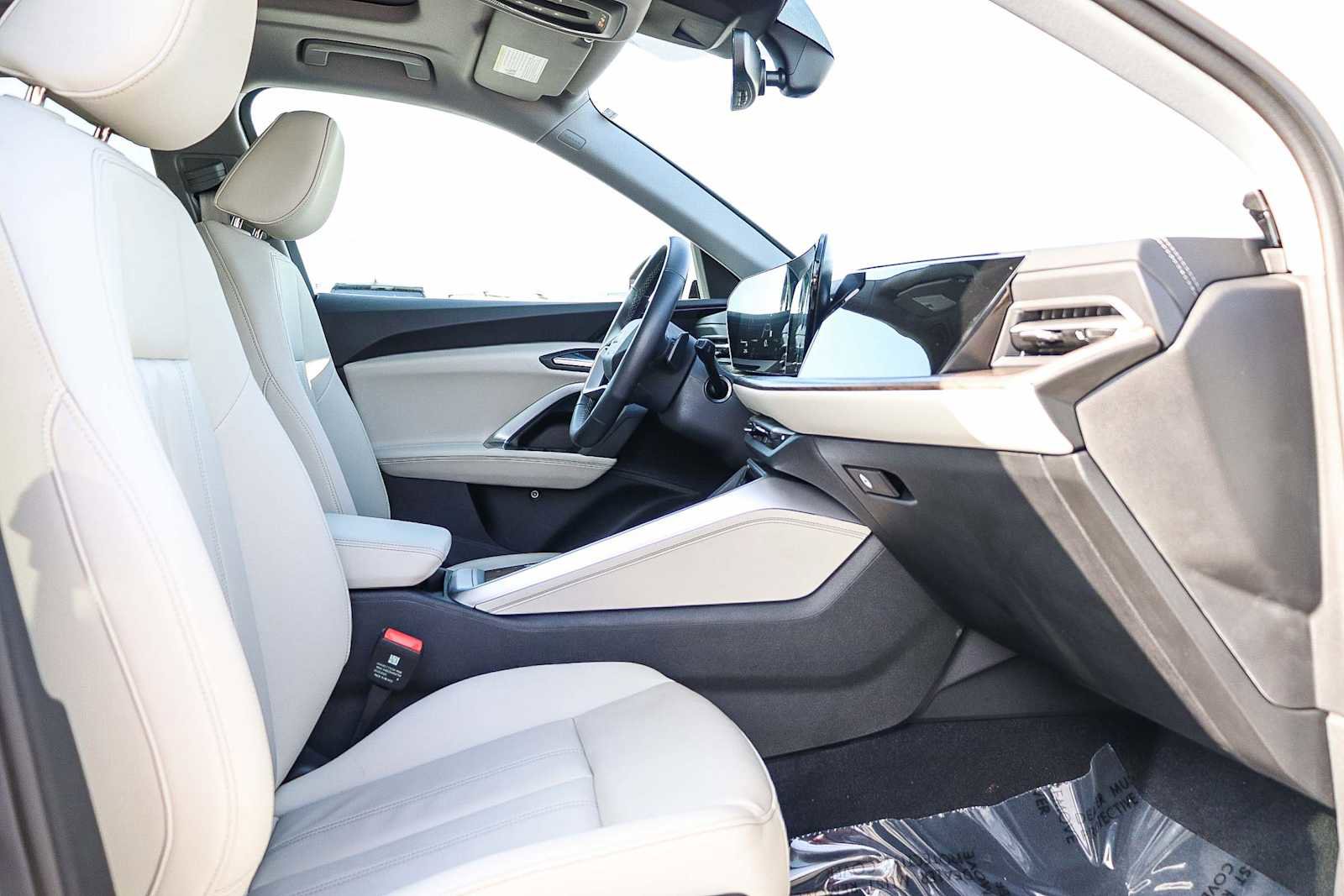 Used 2025 Audi Q5 Premium w/ Convenience Package image 21