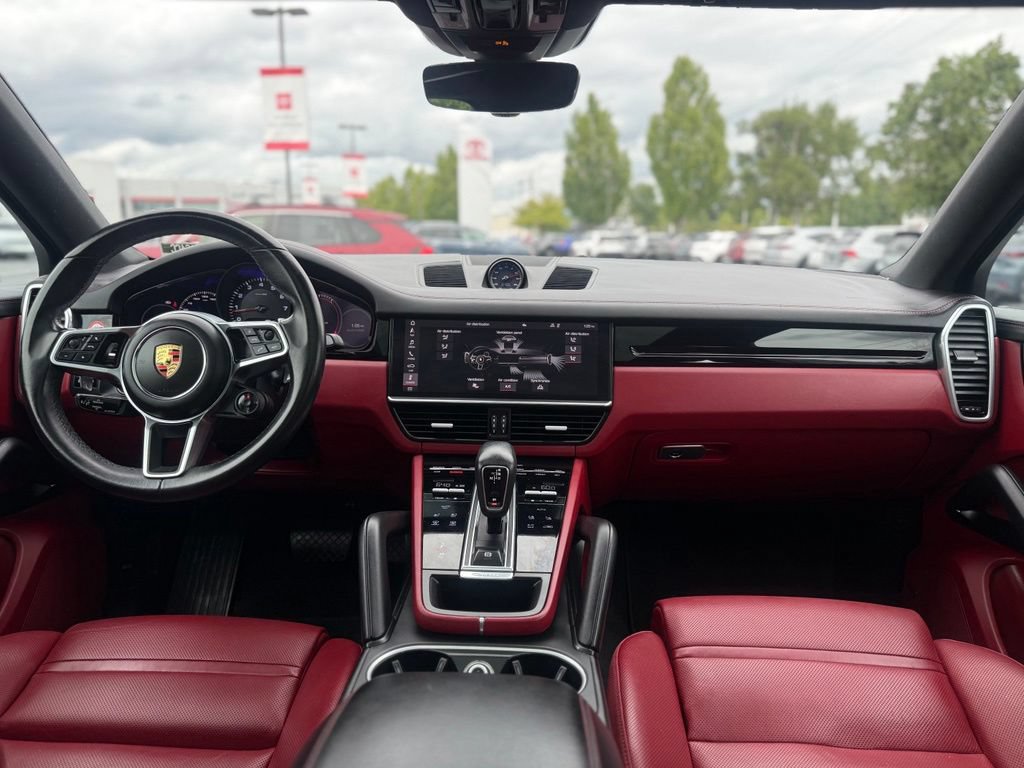 Used 2021 Porsche Cayenne Coupe AWD/4WD image 21