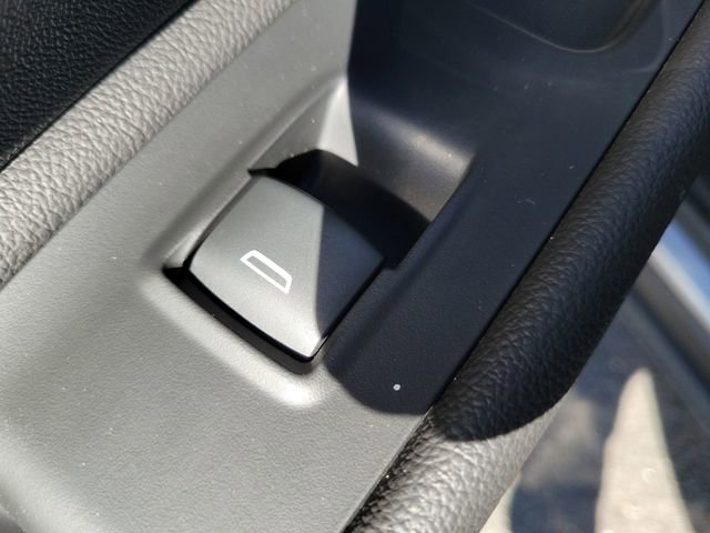 Used 2021 GMC Terrain SLT w/ Infotainment Package II image 15