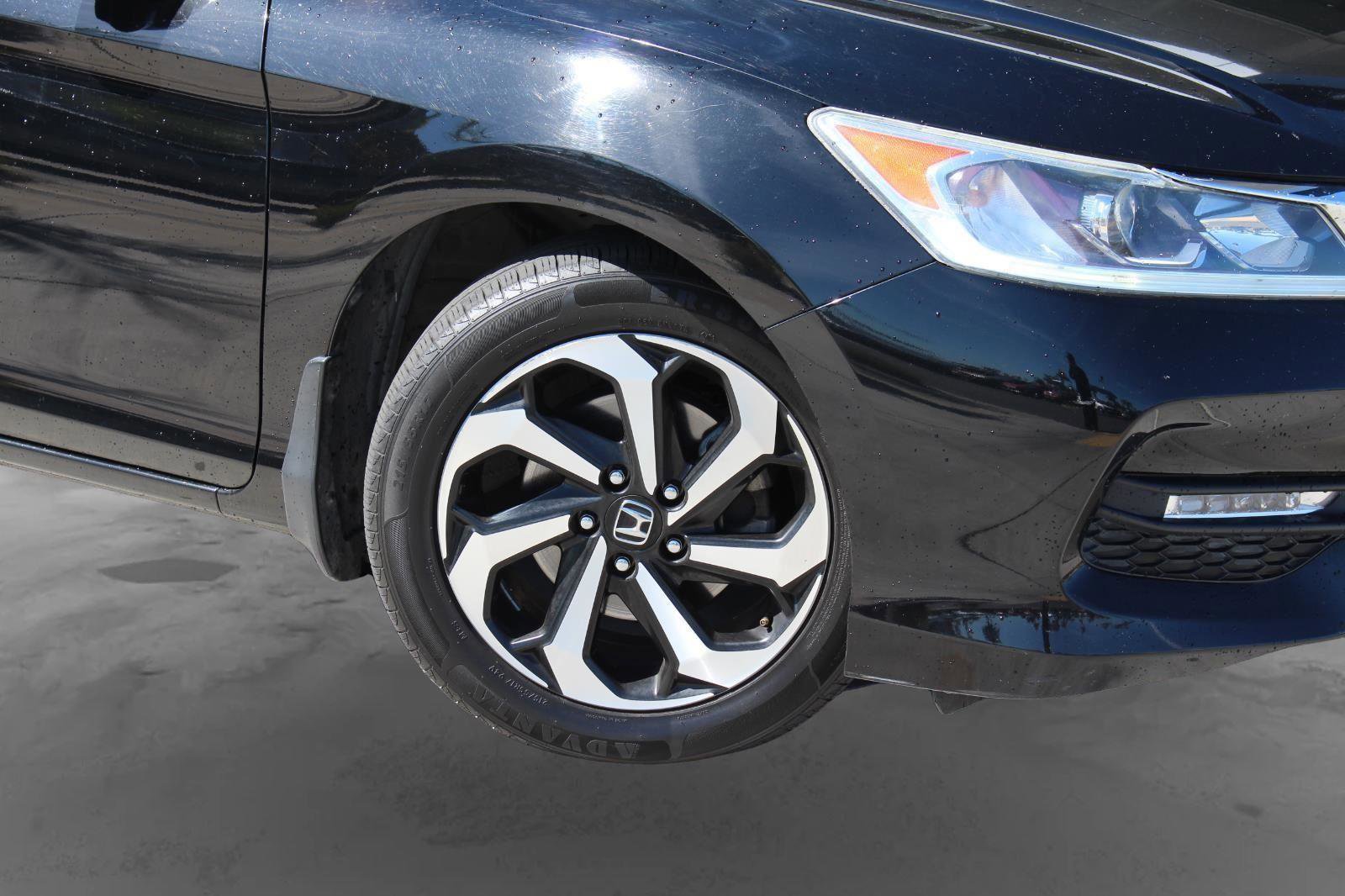 Used 2016 Honda Accord EX-L image 3