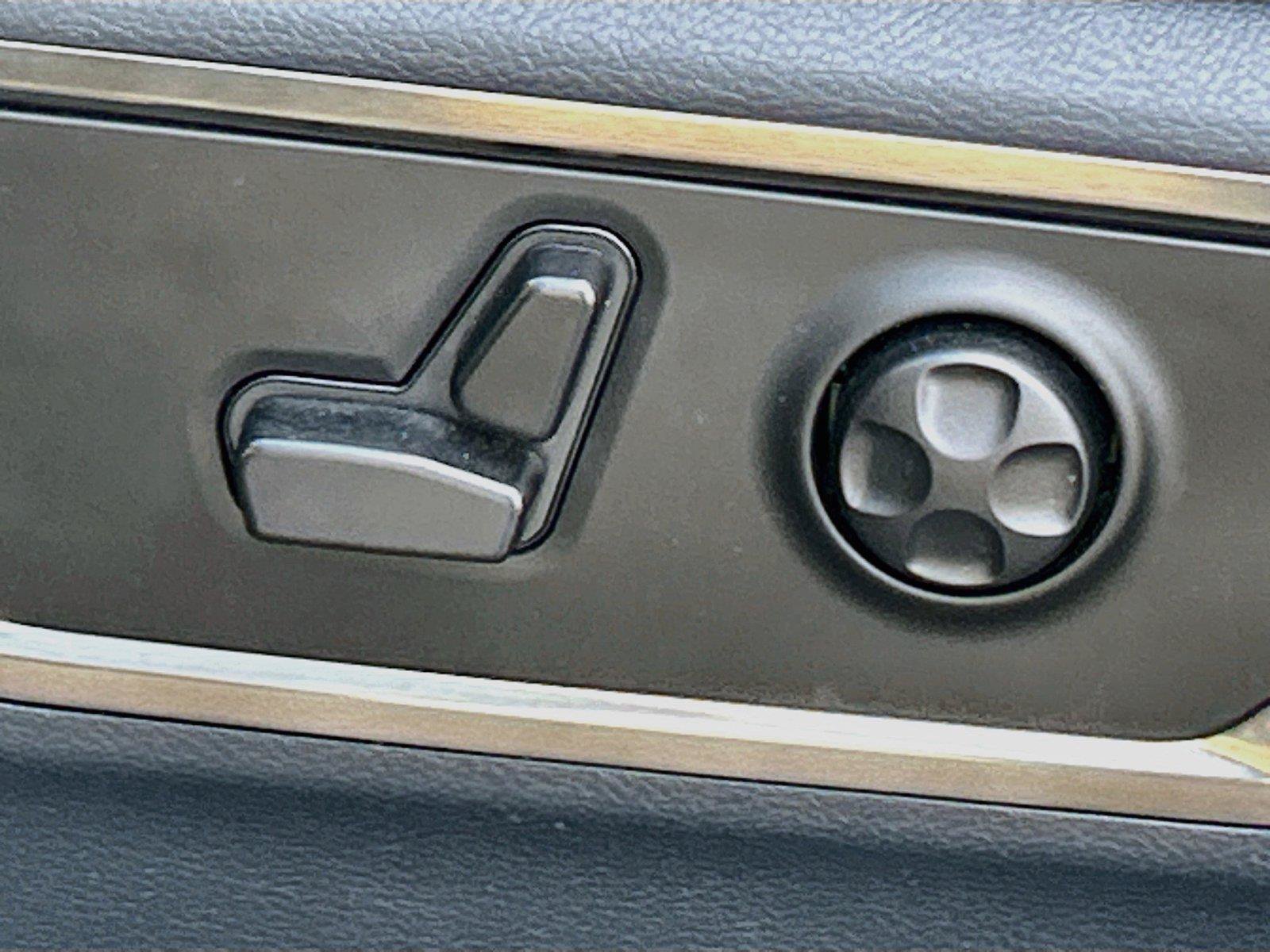 Used 2020 RAM 1500 Limited RWD image 24