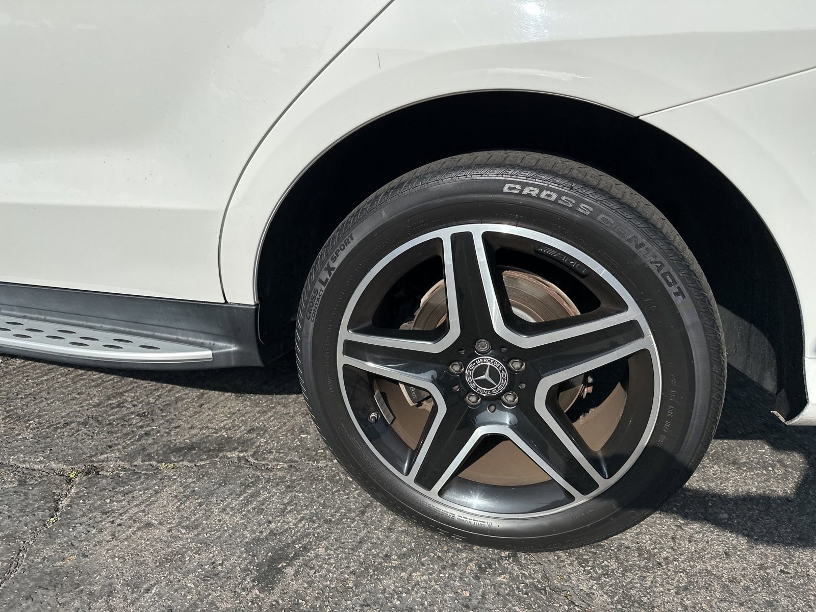 Used 2019 Mercedes-Benz GLE 400 4MATIC image 5