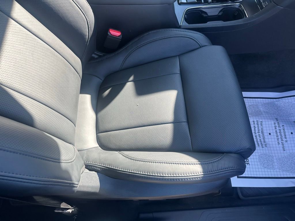 Used 2025 Subaru Ascent Bronze Edition image 16