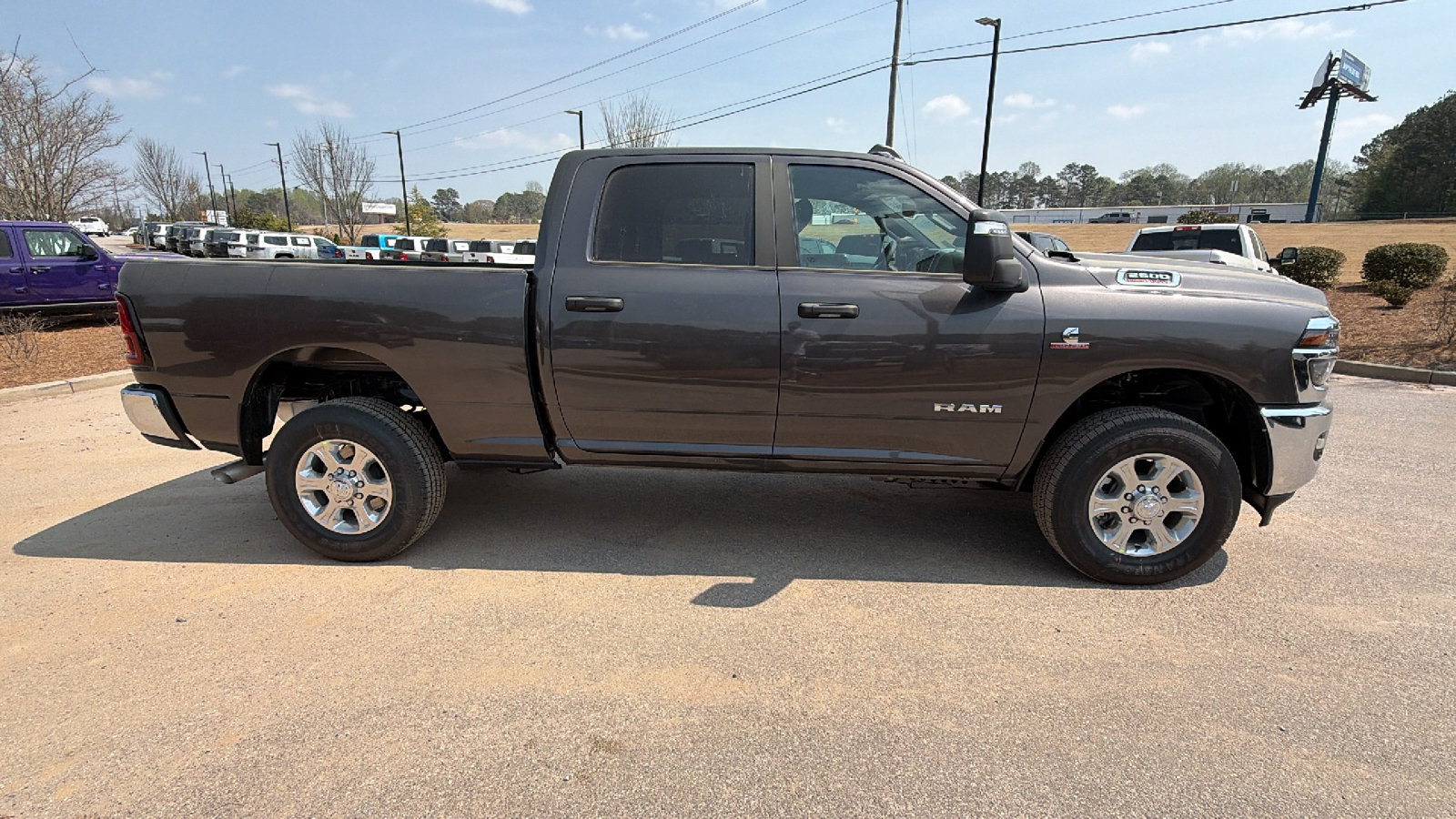 New 2026 RAM 2500 Big Horn AWD/4WD image 7
