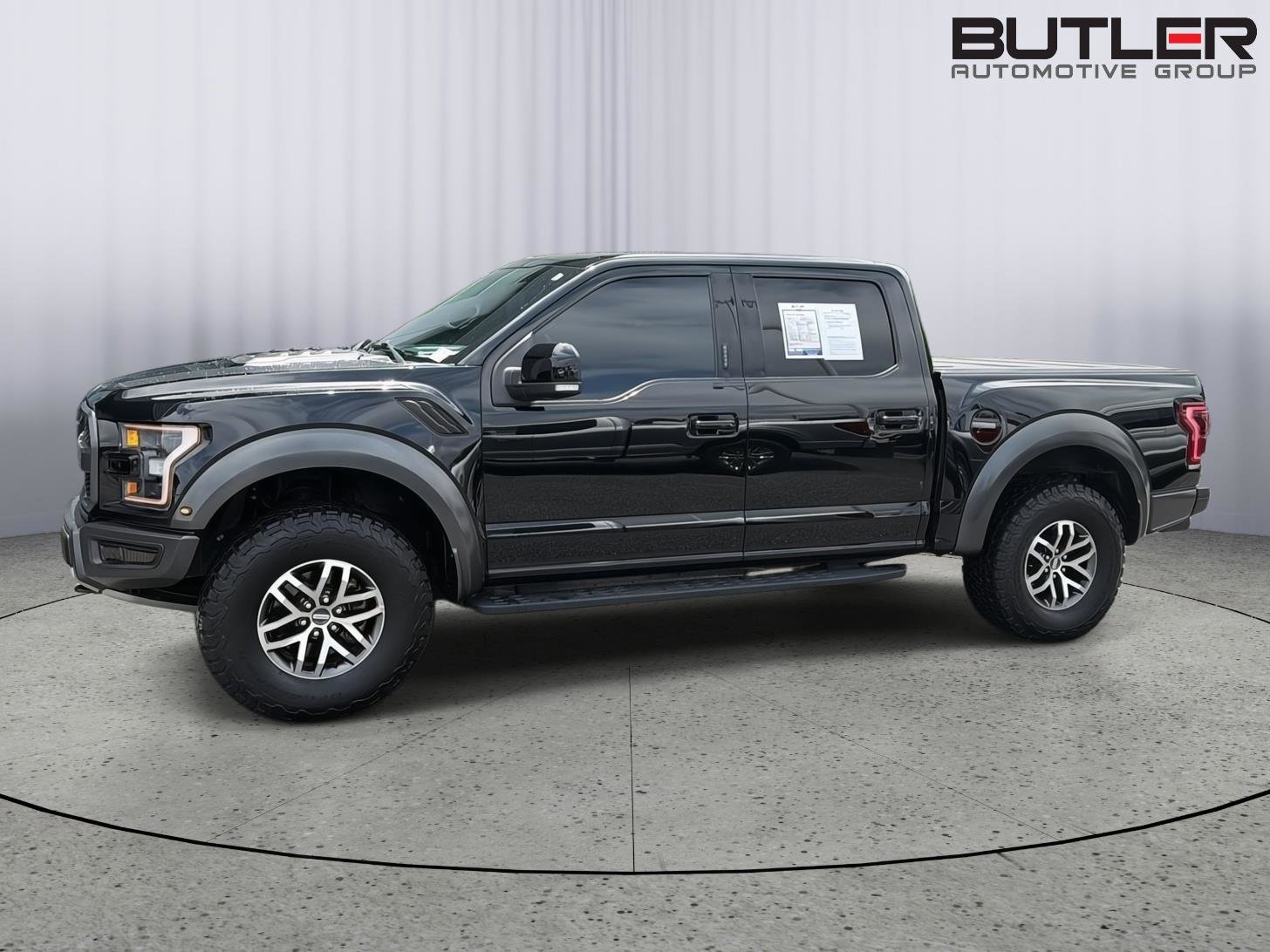 Used 2018 Ford F150 Raptor w/ Equipment Group 802A Luxury AWD/4WD image 3