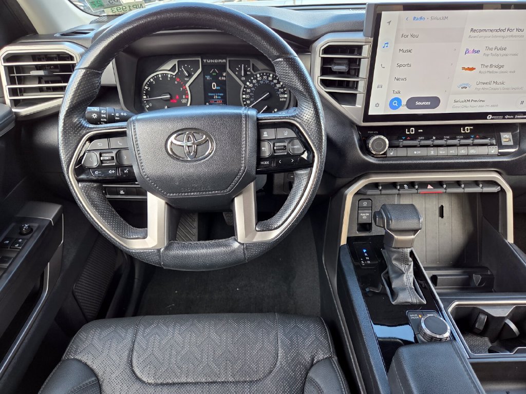 Used 2022 Toyota Tundra SR5 w/ SR5 Premium Package RWD image 20