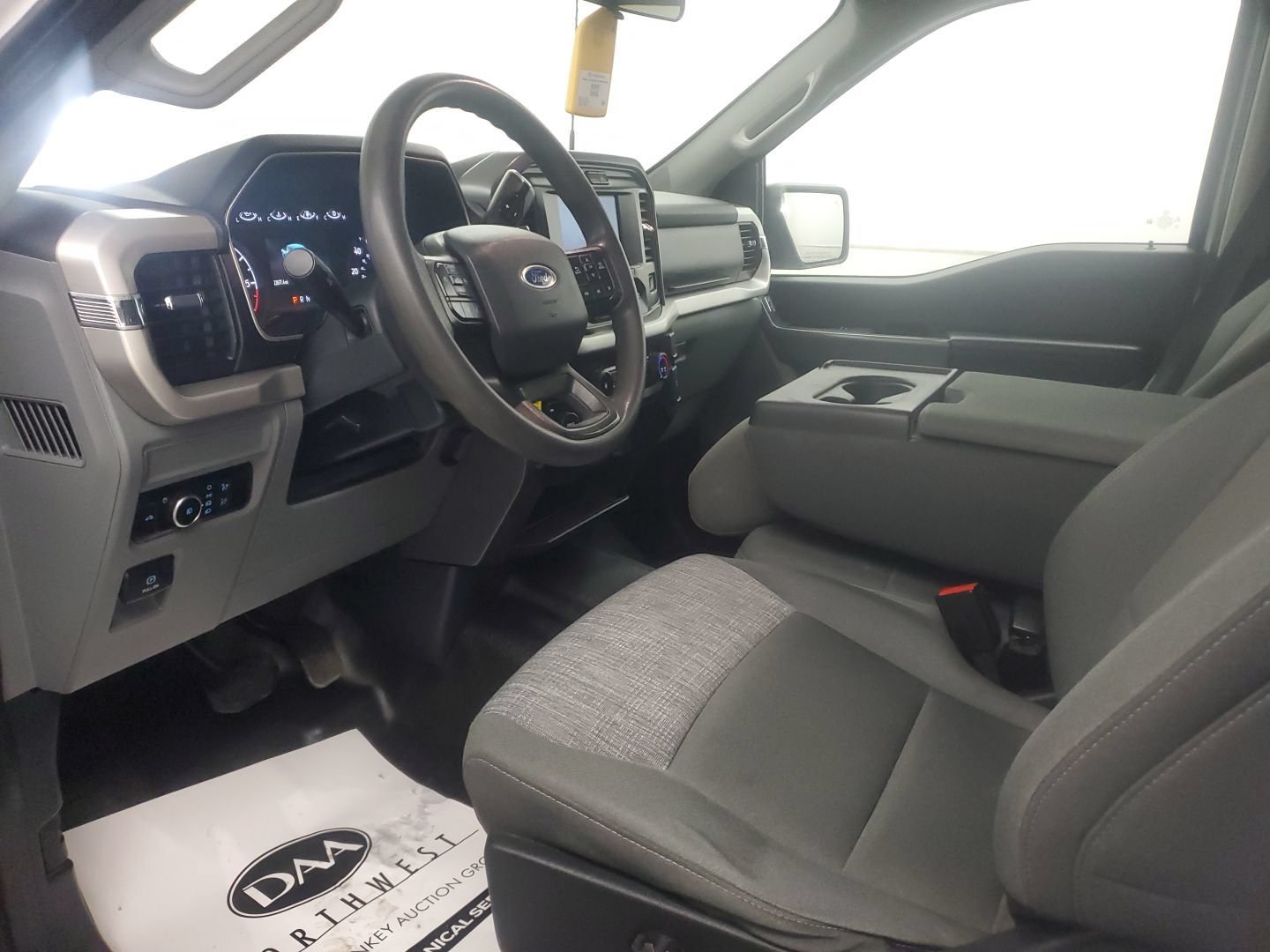 Used 2022 Ford F150 XLT AWD/4WD image 8