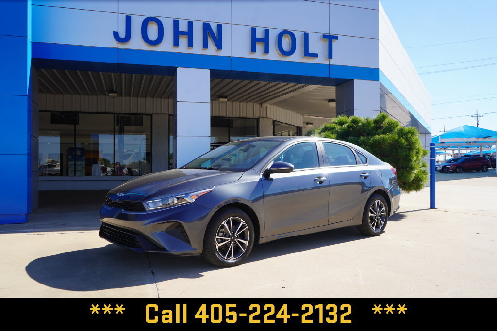 Used 2024 Kia Forte LXS w/ LXS Technology Package FWD image 1