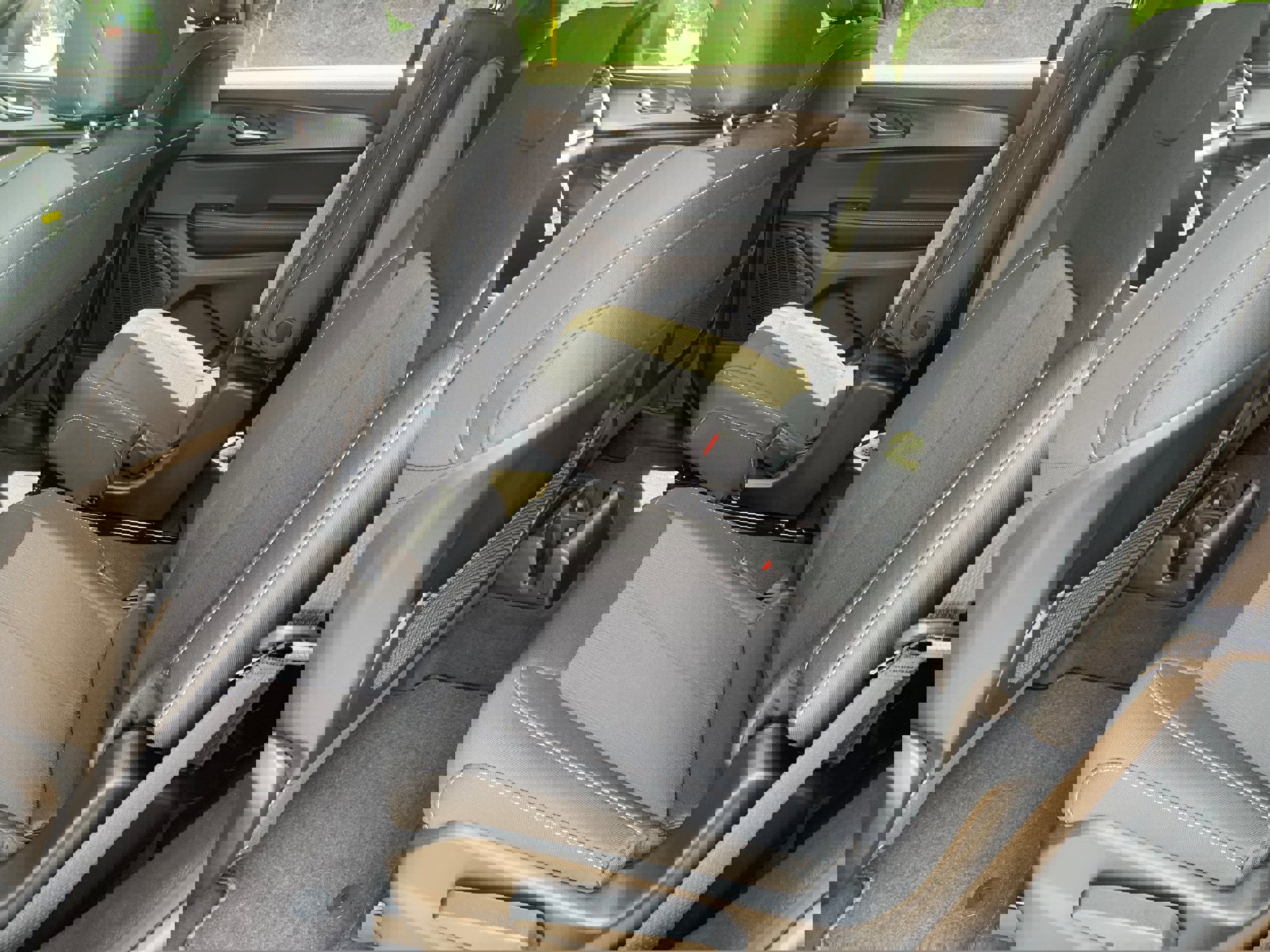 New 2025 Jeep Grand Cherokee L Laredo w/ Luxury Tech Group I image 21