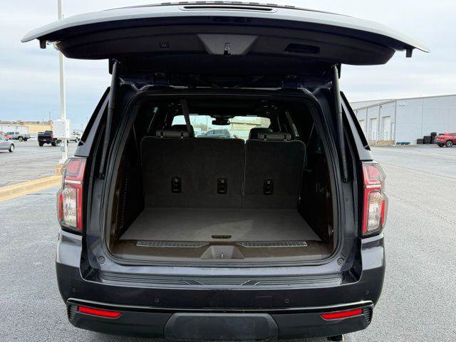 Used 2023 Chevrolet Suburban Z71 w/ Z71 Off-Road Package AWD/4WD image 6