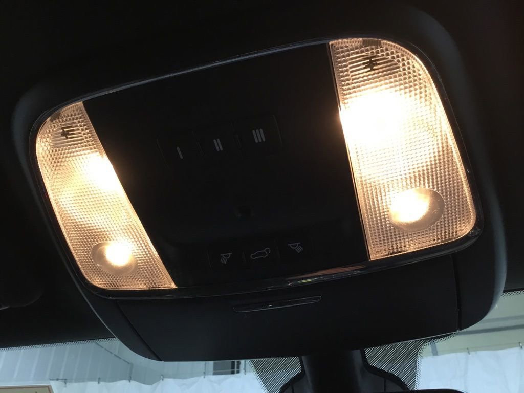 Used 2018 Dodge Durango GT image 38