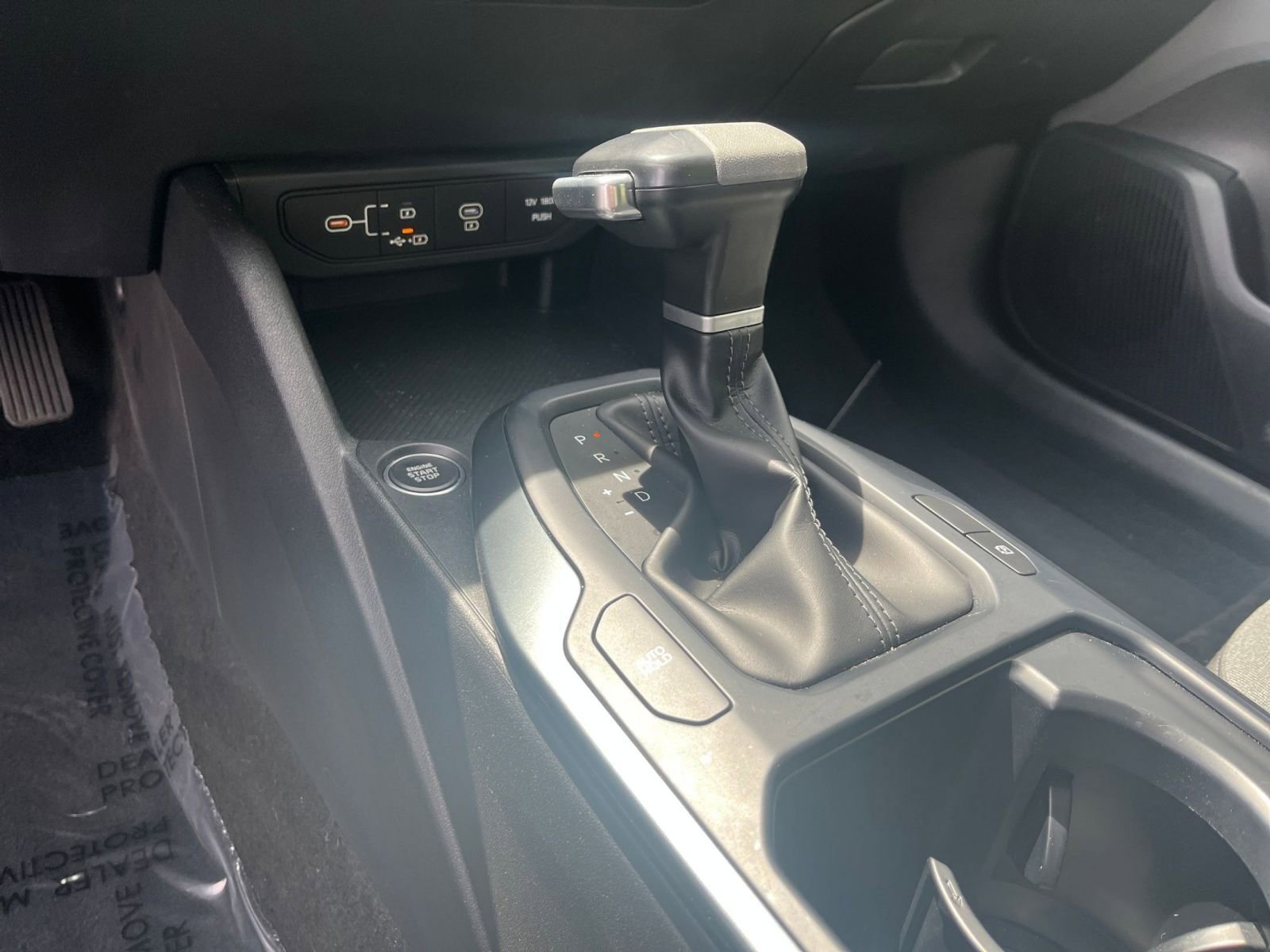 Used 2025 Kia K4 LXS image 37