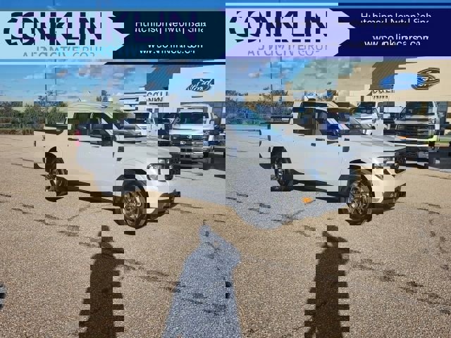 New 2025 Ford Maverick XLT