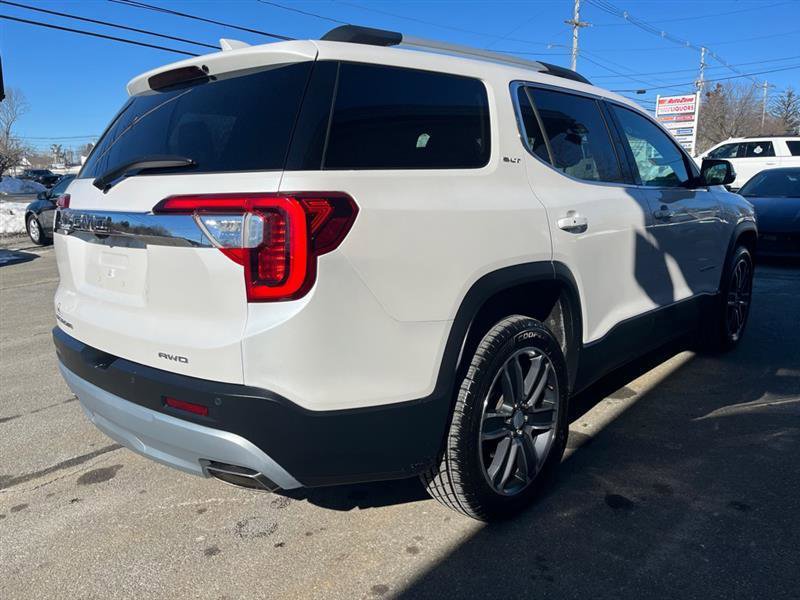 Used 2020 GMC Acadia SLT image 3