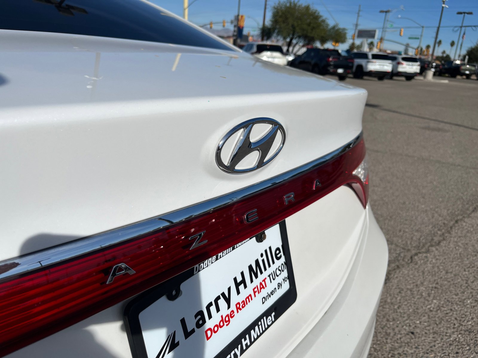 Used 2017 Hyundai Azera image 24