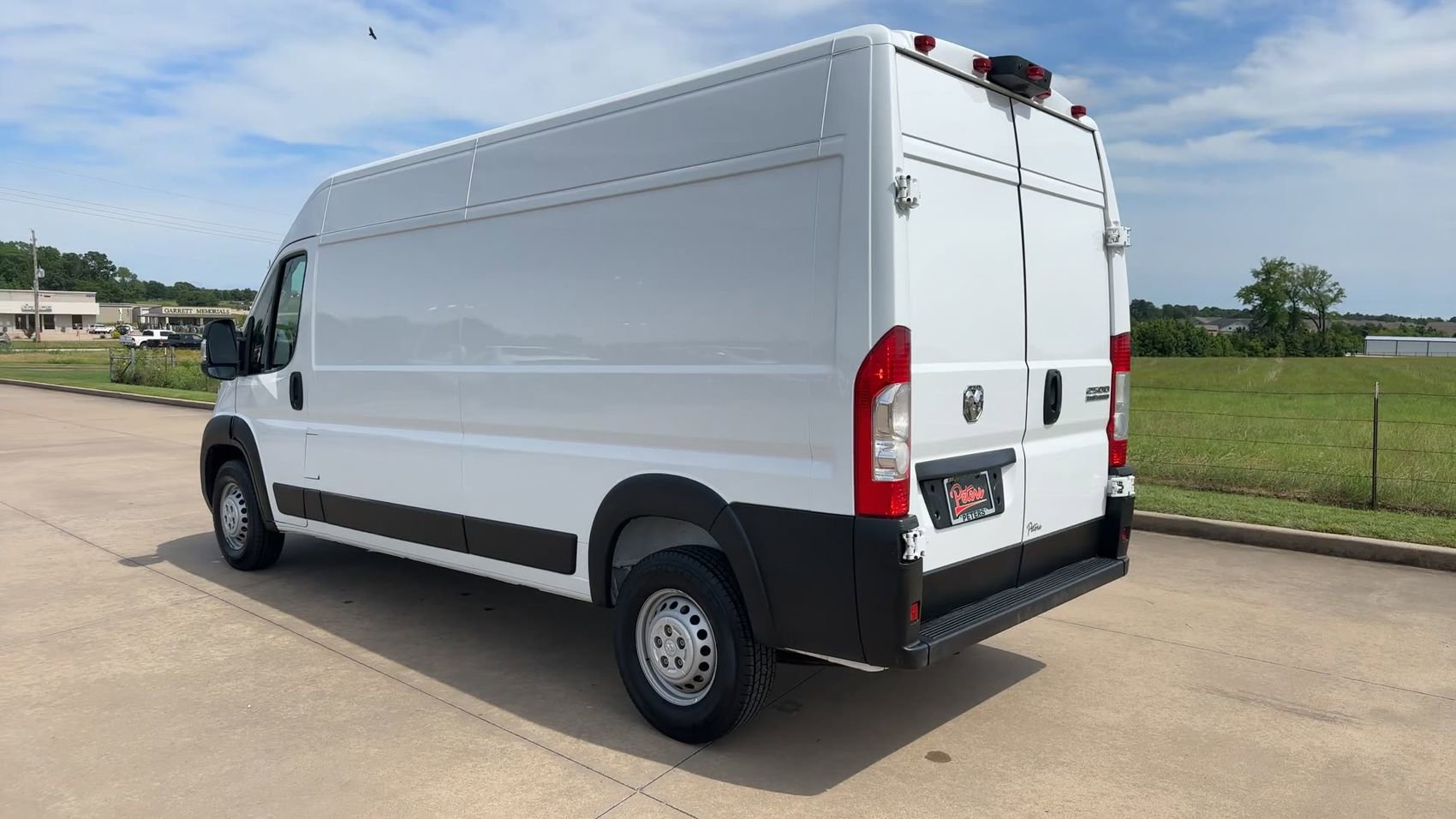 Used 2025 RAM ProMaster 2500 w/ Convenience Group FWD image 6