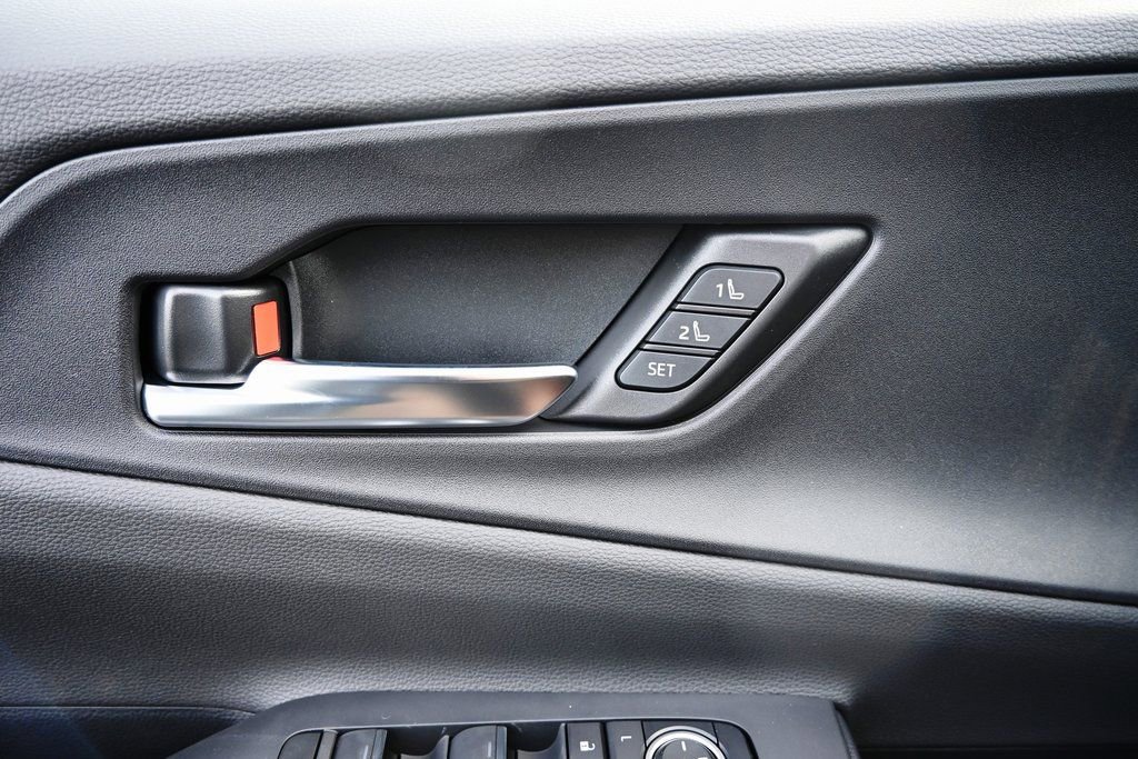 New 2026 Toyota Prius Plug-In Hybrid image 28