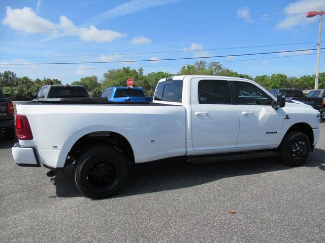 New 2026 RAM 3500 Laramie AWD/4WD image 7