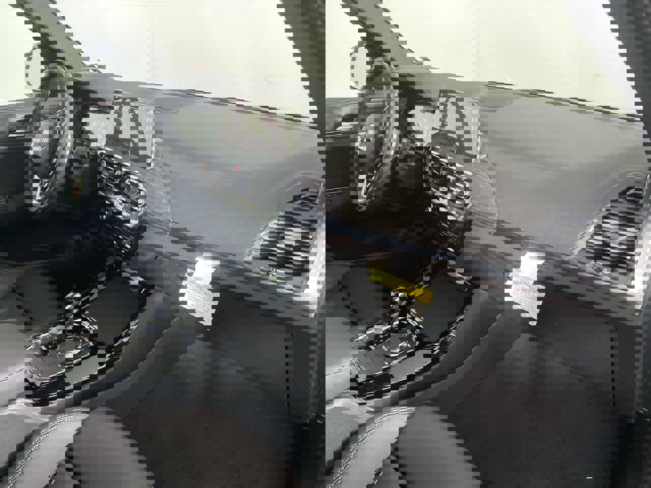 Certified 2024 BMW X3 xDrive30i w/ Convenience Package image 15