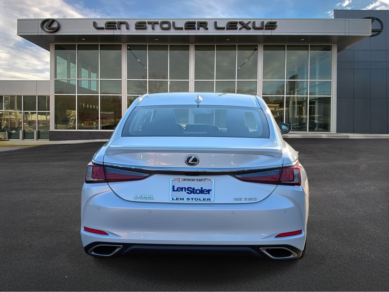 Certified 2023 Lexus ES 350 w/ Premium Package image 4