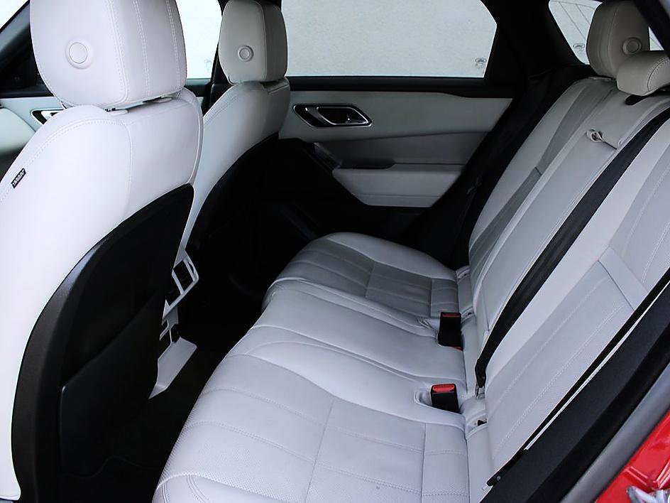 Used 2019 Land Rover Range Rover Velar S image 17