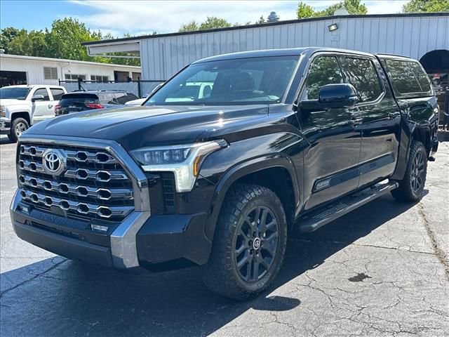 Used 2024 Toyota Tundra Platinum AWD/4WD image 5