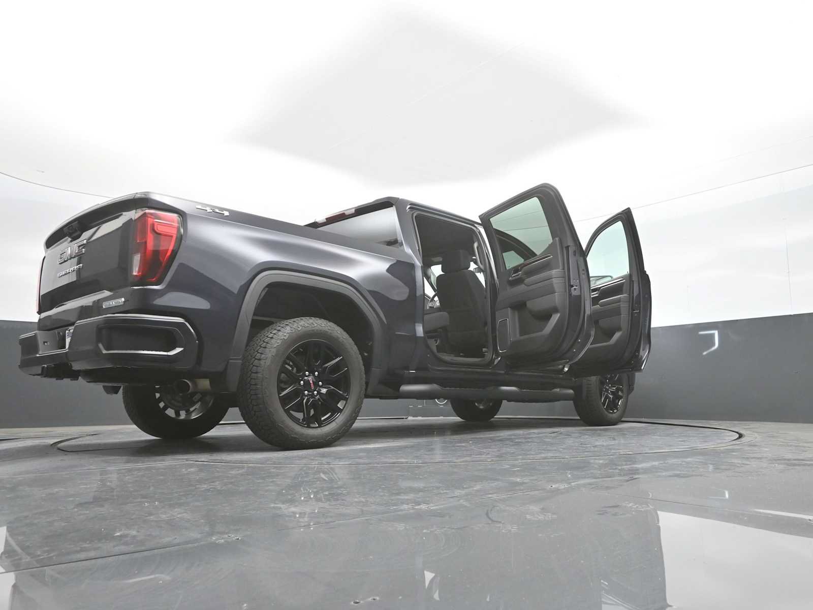 Used 2026 GMC Sierra 1500 Elevation w/ Elevation Select Package AWD/4WD image 52