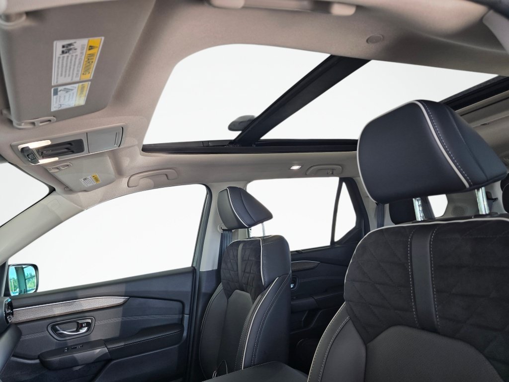 Used 2026 Honda Pilot Elite image 20