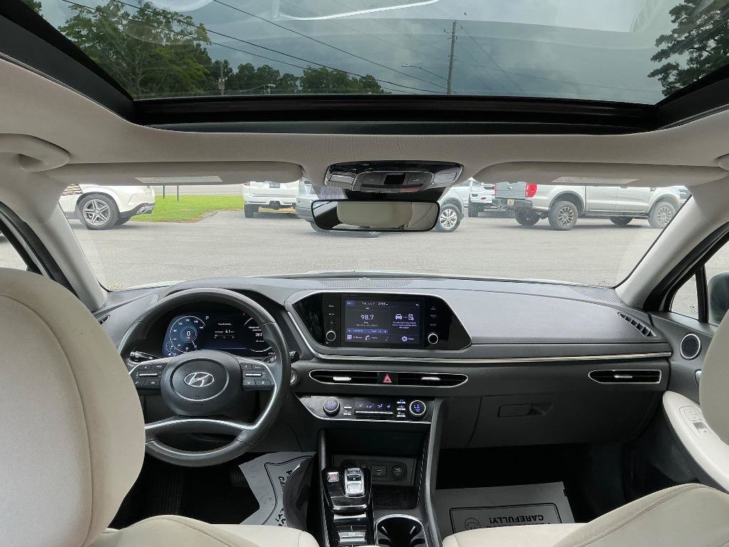 Used 2022 Hyundai Sonata SEL w/ Convenience Package FWD image 9