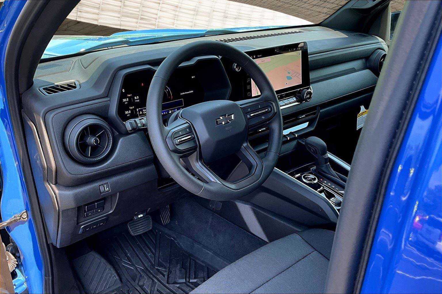 New 2025 Chevrolet Colorado Trail Boss w/ Midnight Edition image 7