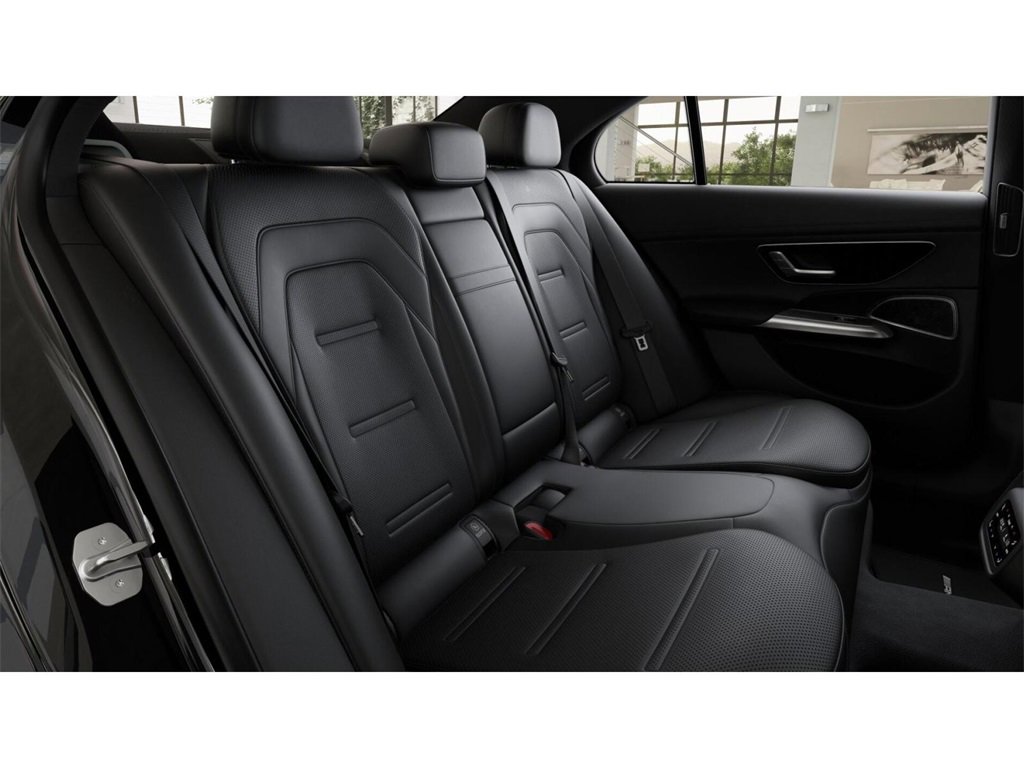 New 2026 Mercedes-Benz E 53 AMG e 4MATIC Sedan image 5