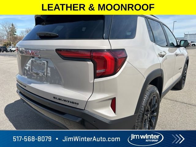 Used 2025 GMC Terrain Elevation w/ Elevation Premium Package image 8
