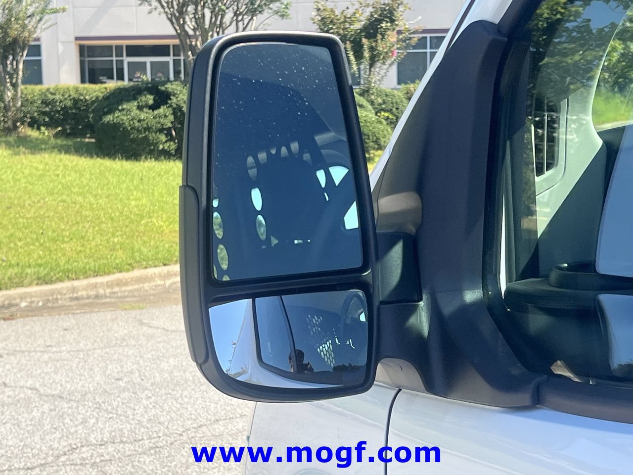 Used 2025 Ford Transit 250 Low Roof w/ Exterior Upgrade Package RWD image 28