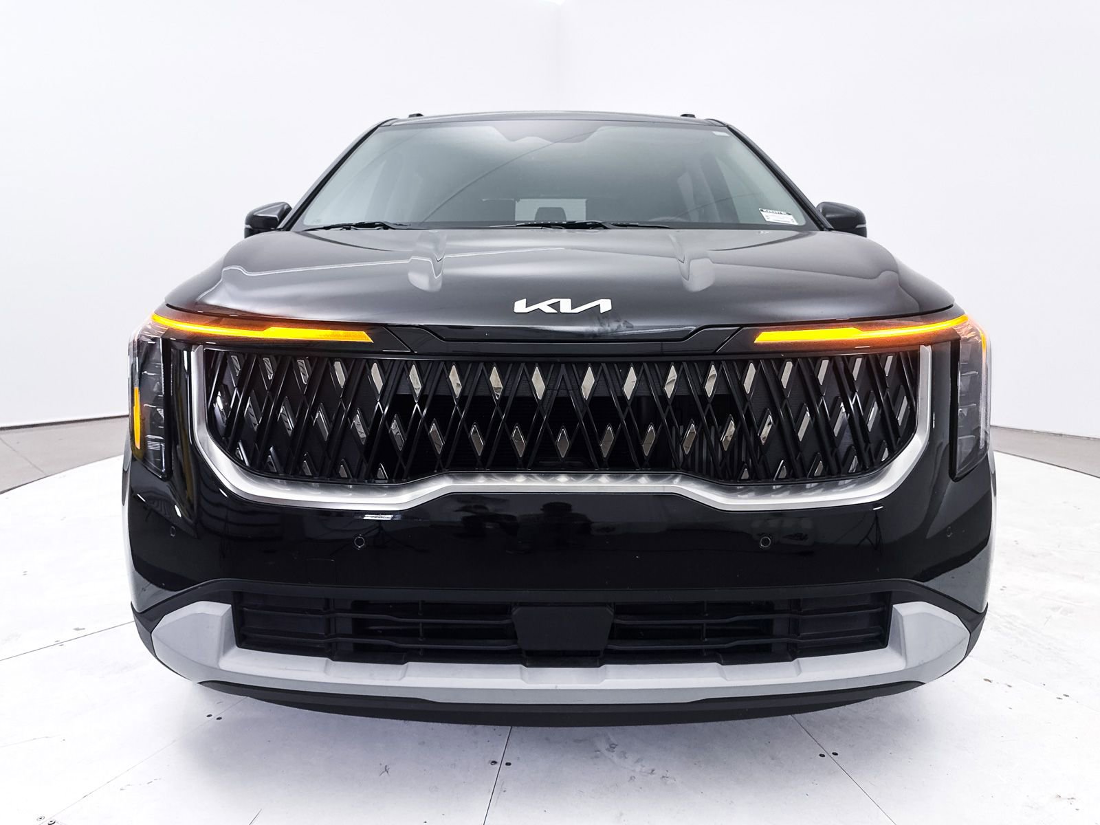 Certified 2025 Kia Carnival EX image 13