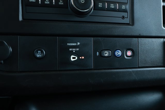 Used 2021 Chevrolet Express 2500 w/ Communications Package RWD image 18