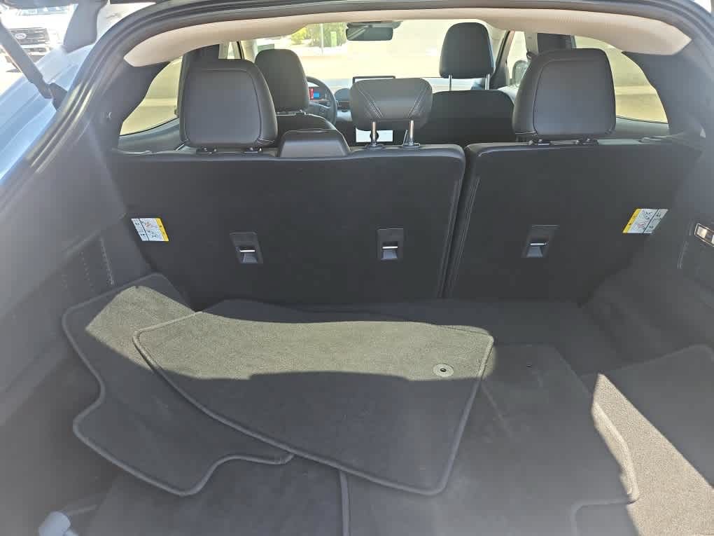 Used 2023 Ford Mustang Mach-E Select RWD image 9