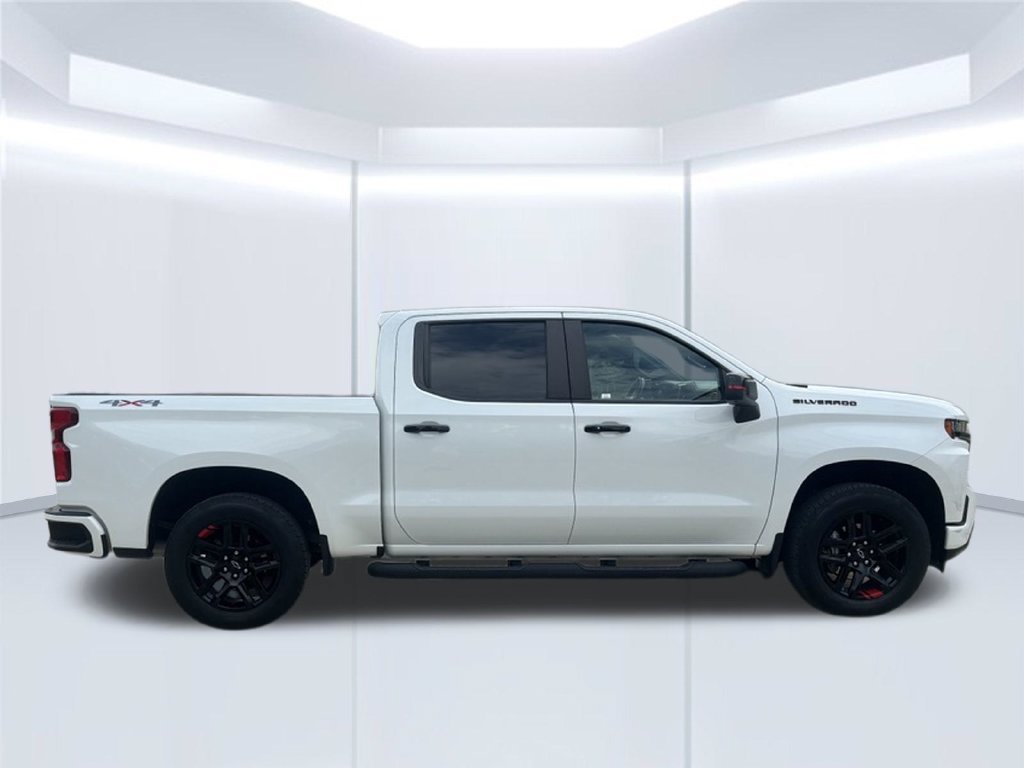 Used 2022 Chevrolet Silverado 1500 RST w/ Redline Edition AWD/4WD image 4