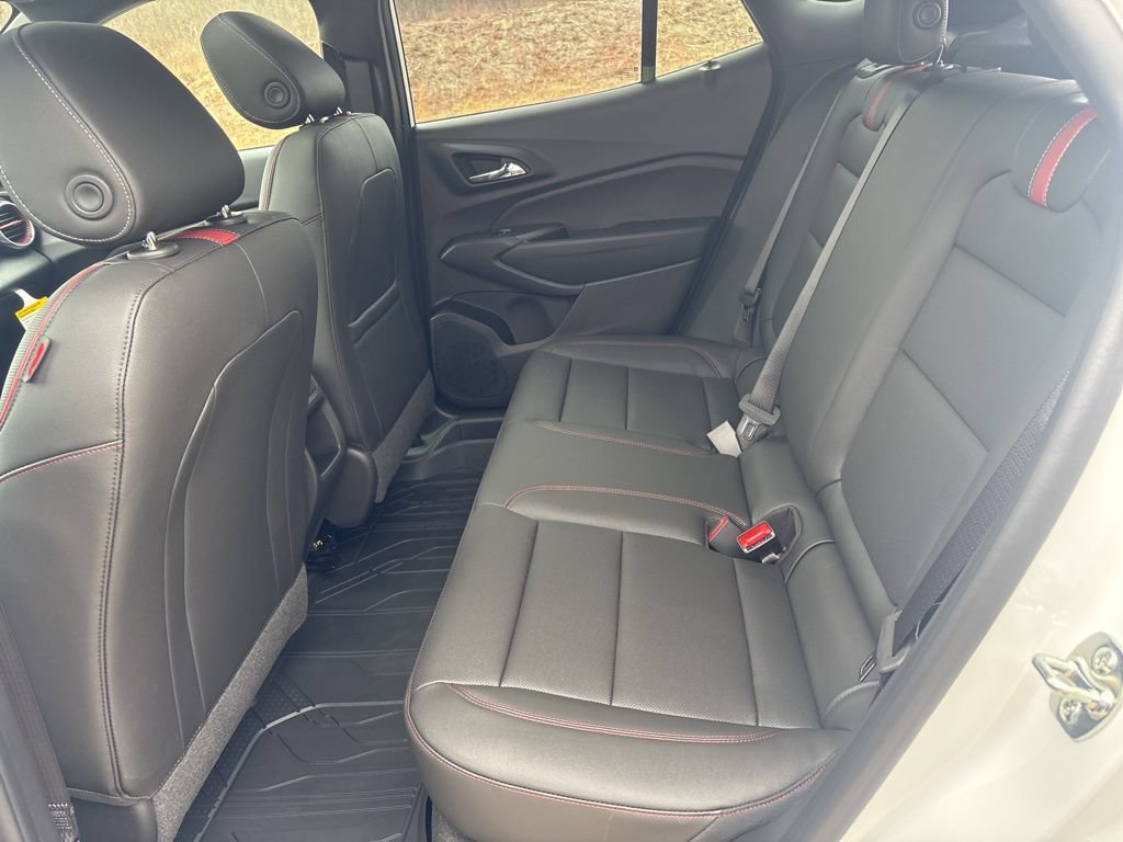 New 2026 Chevrolet Trax RS w/ Sunroof Package FWD image 42