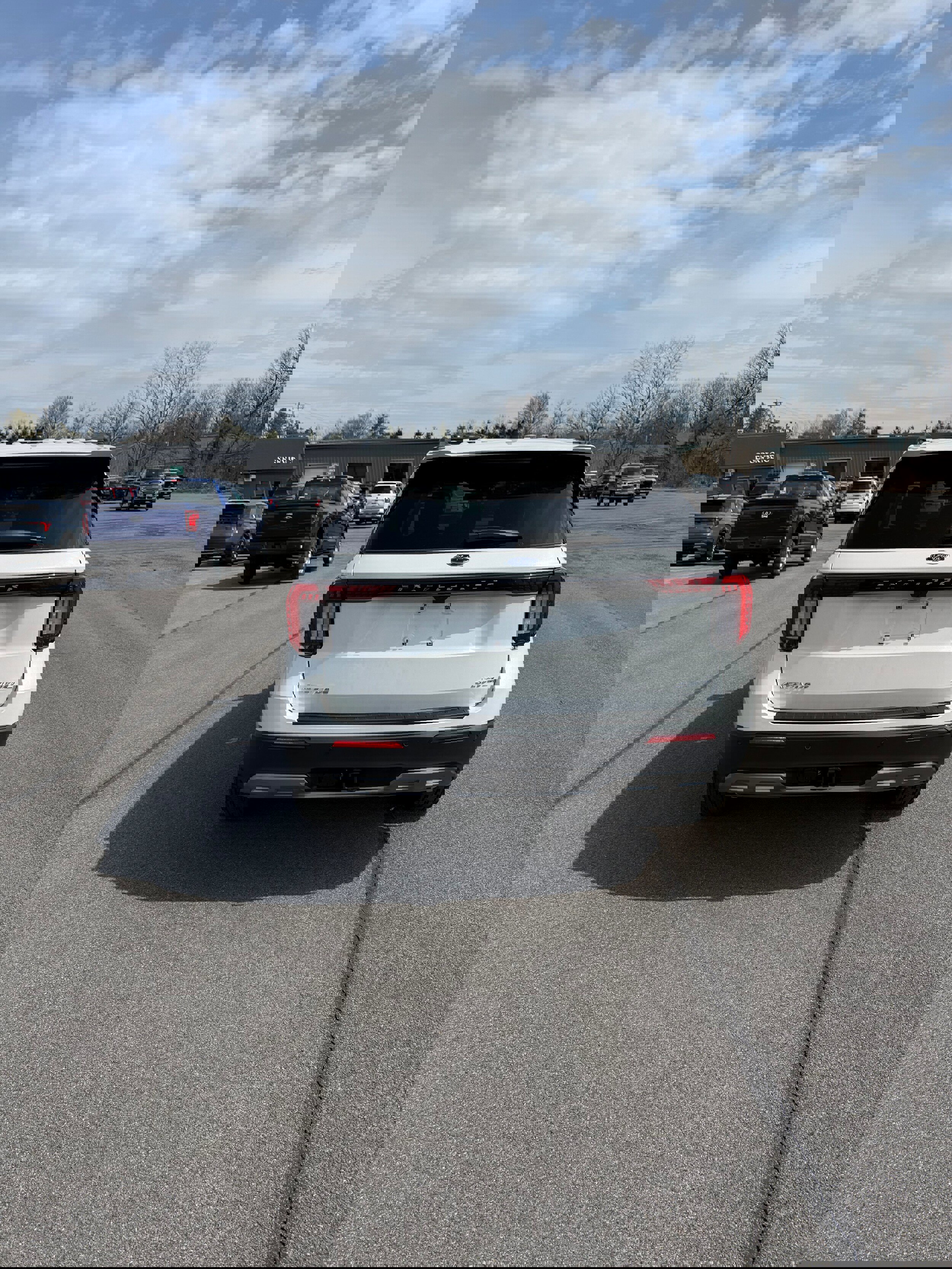 New 2026 Ford Explorer Active image 12