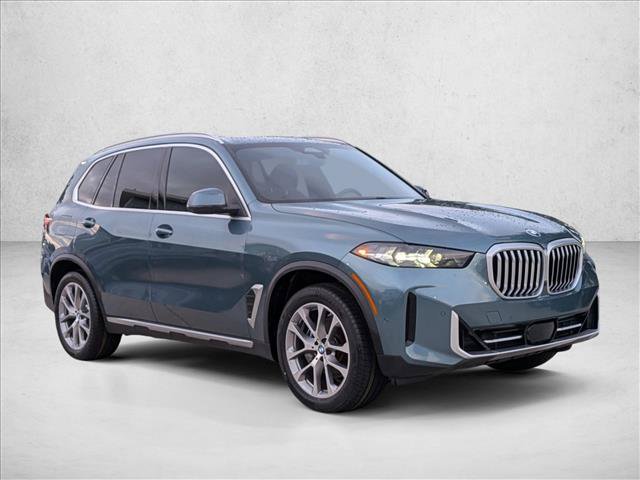 Used 2024 BMW X5 sDrive40i w/ Parking Assistance Package RWD image 3