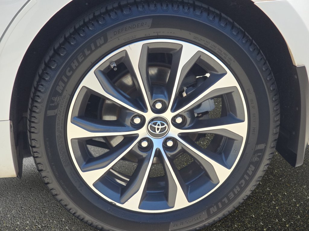 Used 2016 Toyota Avalon XLE Premium FWD image 36
