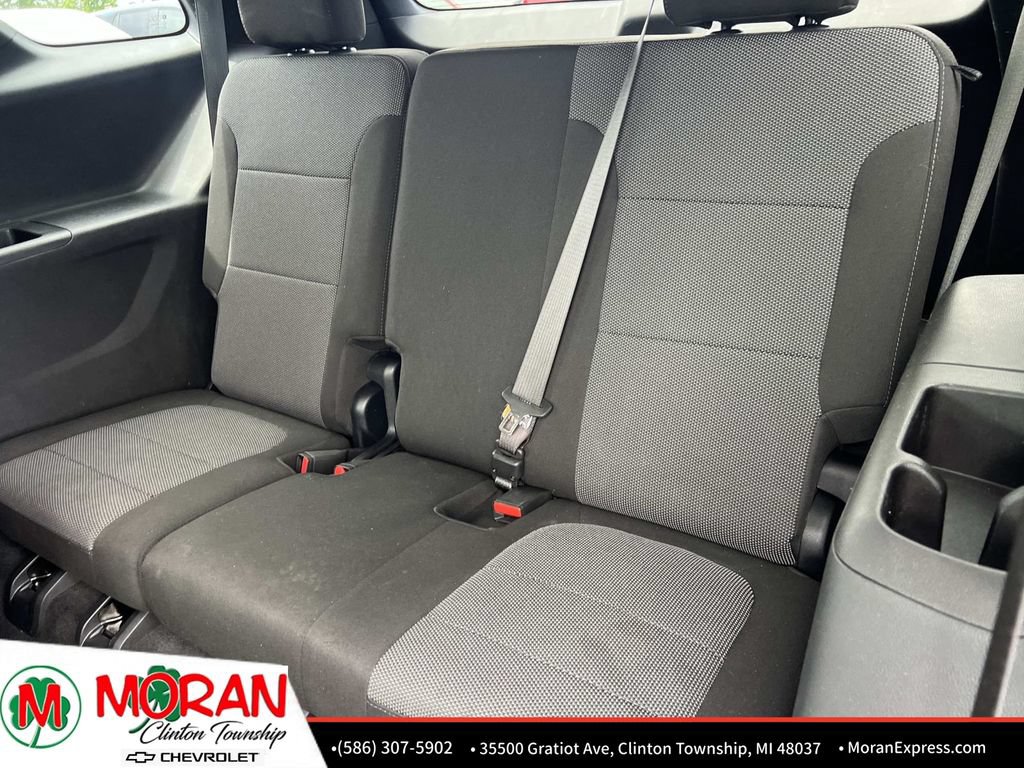 Certified 2023 Chevrolet Traverse LT FWD image 14