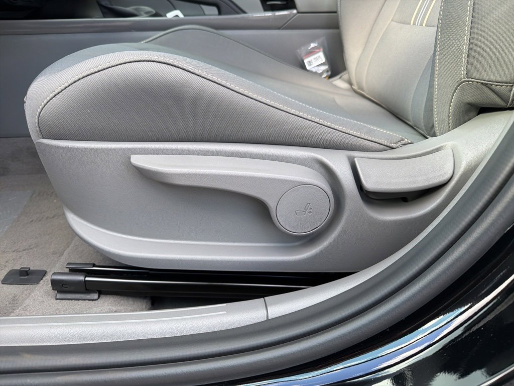 New 2026 Hyundai Elantra Sport image 13